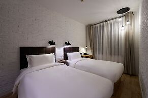 Yi Stack Hotel
