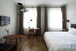 Yi Stack Hotel