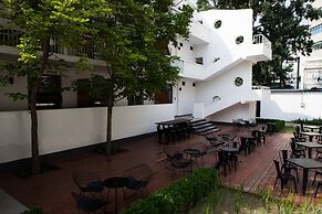 Yi Stack Hotel