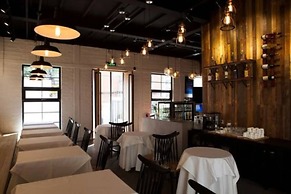 Yi Stack Hotel