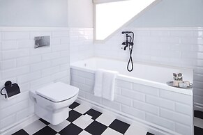 Carmella Boutique Hotel - Spa & Shelter Access
