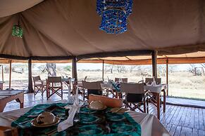 Mawe Luxury Tented Camp