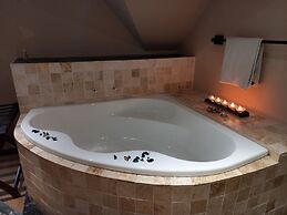 Mandalay Beach B & B