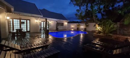 Leopard Tree Lodge