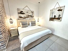 Leopard Tree Lodge
