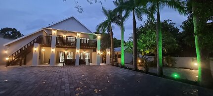Leopard Tree Lodge