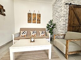 Leopard Tree Lodge