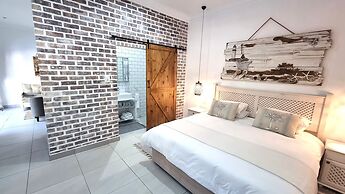 Leopard Tree Lodge