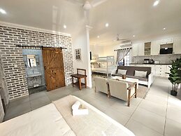 Leopard Tree Lodge