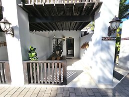 Leopard Tree Lodge