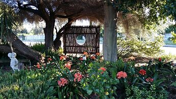 Old Oak Guest House
