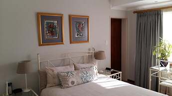 Old Oak Guest House