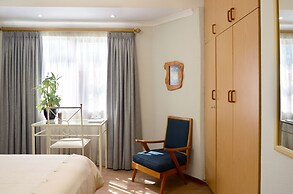 Old Oak Guest House