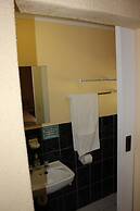 Old Oak Guest House