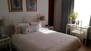 Old Oak Guest House