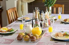 Old Oak Guest House