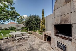 First Avenue Guesthouse