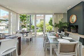 First Avenue Guesthouse