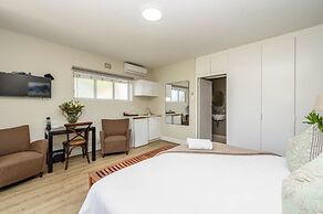 First Avenue Guesthouse