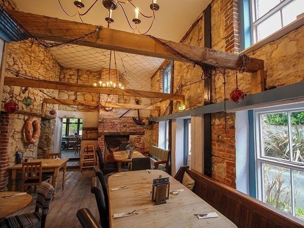 Crab and Lobster Inn