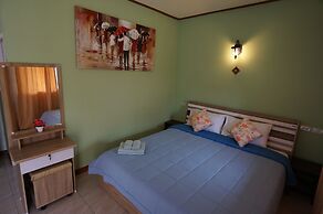 Baan Penny