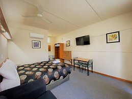 Terang Motor Inn