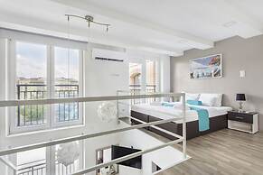 Hotel Mika Downtown