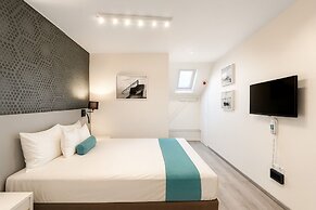 Hotel Mika Downtown