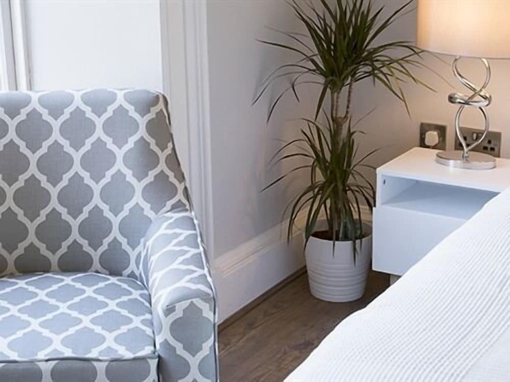 The Lane Hotel