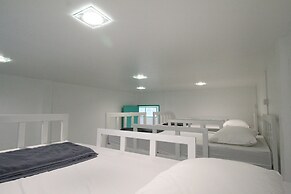 Hello Hostel Pakchong