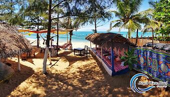 Beach Wave Hotel