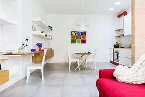 Home At Hotel - Ampola