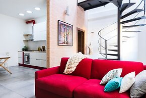 Home At Hotel - Ampola