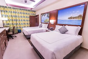 Surfrider Resort Hotel