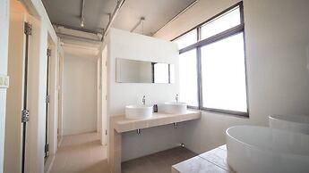 Arawana Hostel Silom