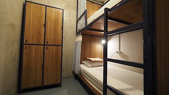 Arawana Hostel Silom