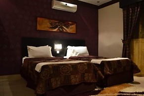 DAR NEYAARA SERVICED APARTMENTS - Economic