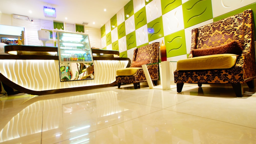 Sama Al Qasr Khorais - Economic