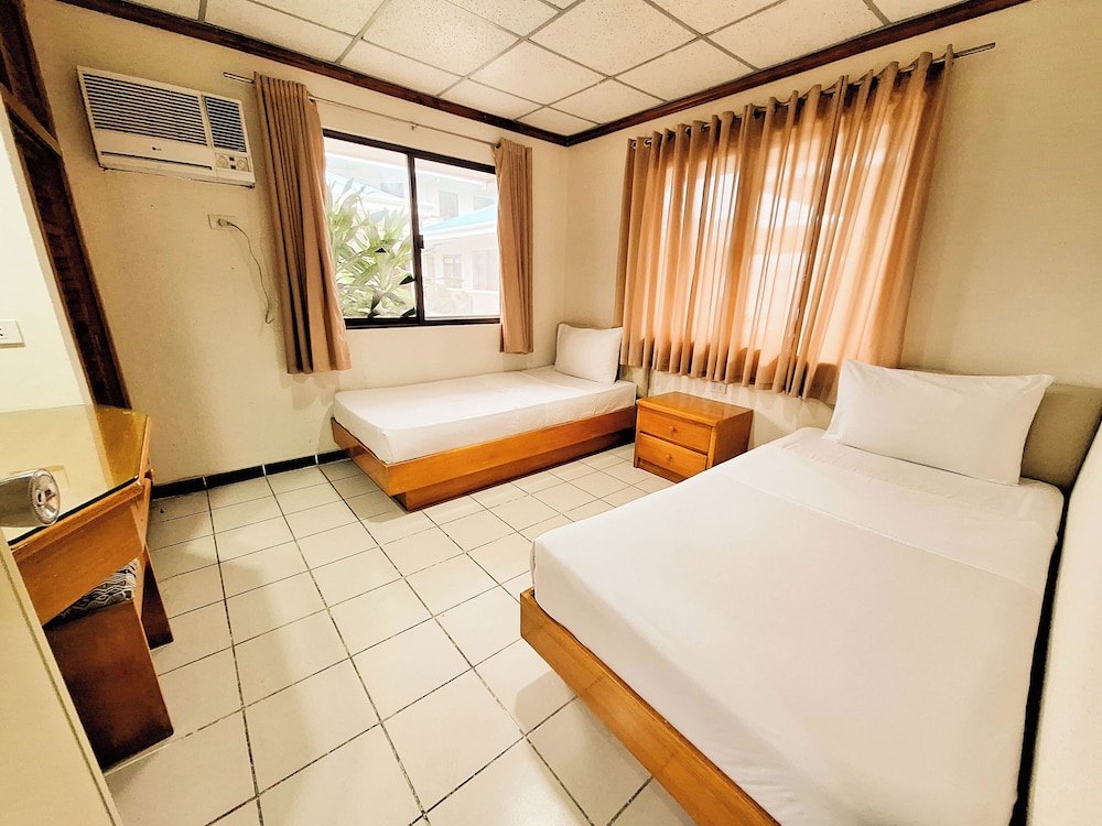 Puerto de San Juan Beach Resort Hotel