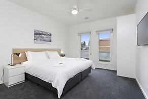 Coastal Vibe Apartments