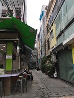 The Alley Hostel & Bistro