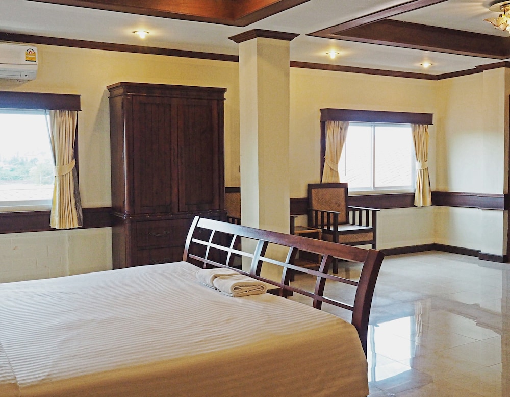 H2 Hua Hin Residence