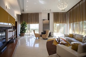Sunray Hotel