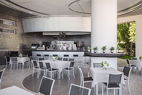 Sunray Hotel