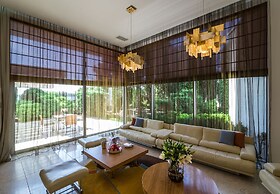 Sunray Hotel