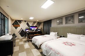 Hotel Mondavi