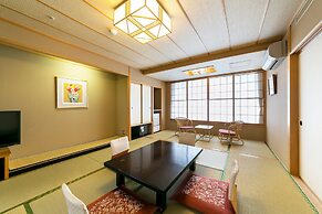 Tateshina Grand Hotel Takinoyu