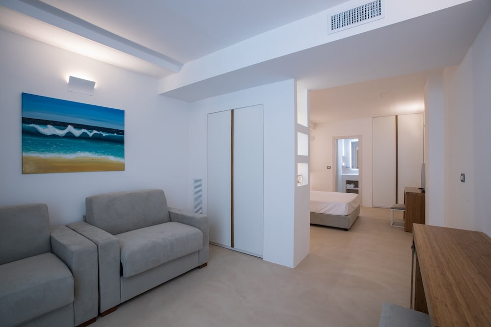 Seven Suite
