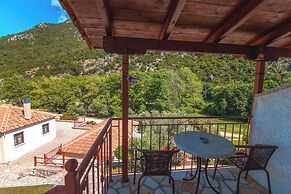 Piges Hotel at Acheron Springs