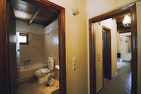 Piges Hotel at Acheron Springs